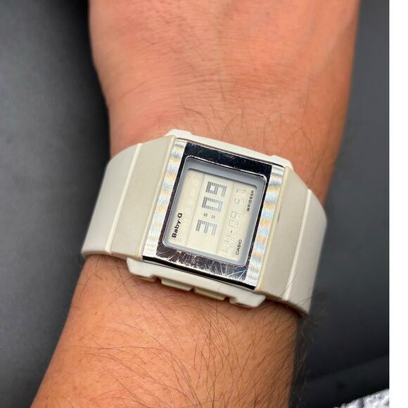 Casio Baby-G BG-2001 Vintage Y2K White Digital Watch 100M main image 15